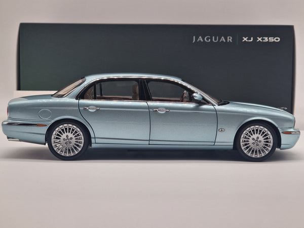 Jaguar XJ6 (X350) Seafrost Light Blue