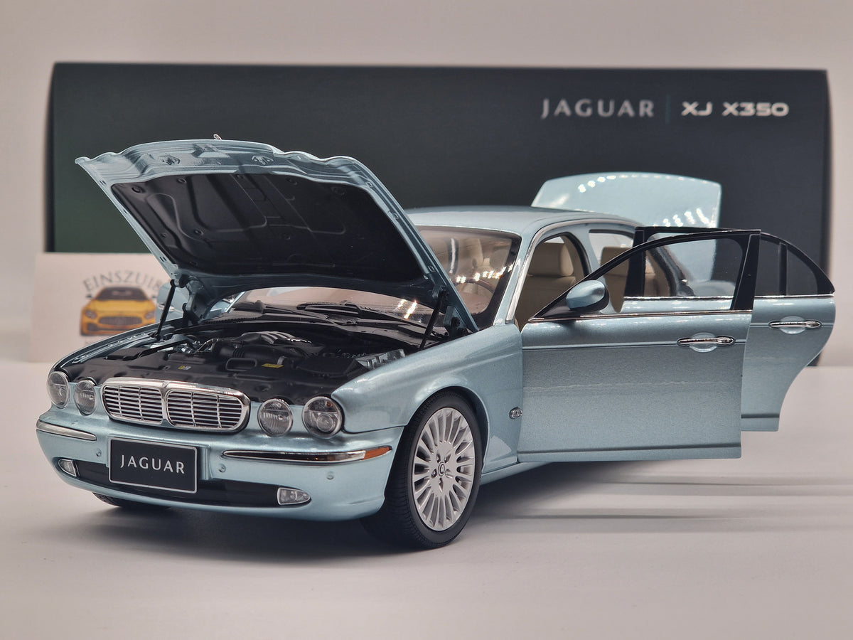 Jaguar XJ6 (X350) Seafrost Light Blue