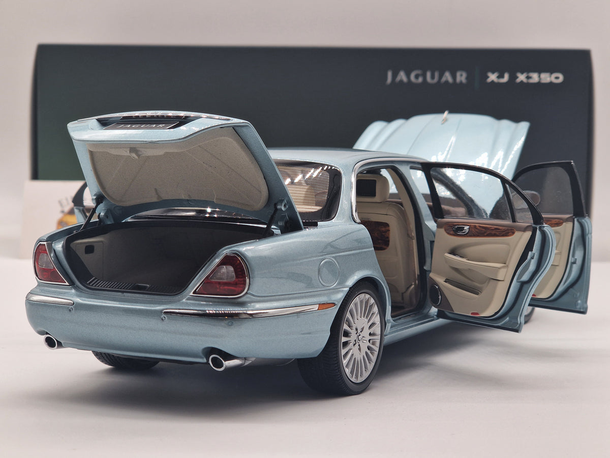 Jaguar XJ6 (X350) Seafrost Light Blue