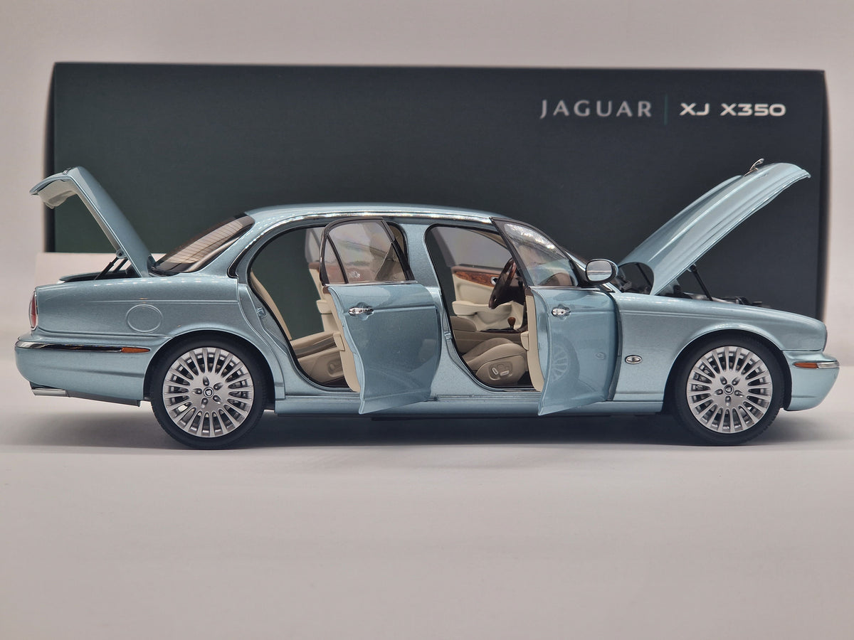 Jaguar XJ6 (X350) Seafrost Light Blue