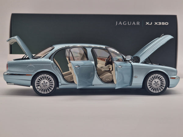 Jaguar XJ6 (X350) Seafrost Light Blue