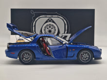 Lade das Bild in den Galerie-Viewer, Maxda RX-7 Spirit R15 Blue with Engine
