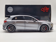 Carregar imagem no visualizador da galeria, Mercedes AMG A45 S Mountain Grey

