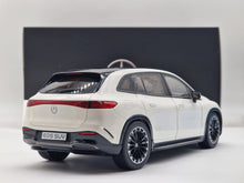 Lade das Bild in den Galerie-Viewer, Mercedes-Benz EQS SUV AMG Line X296 2022 Diamantweiß Bright
