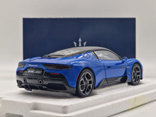 Lade das Bild in den Galerie-Viewer, Maserati MC20 Blue Infinito
