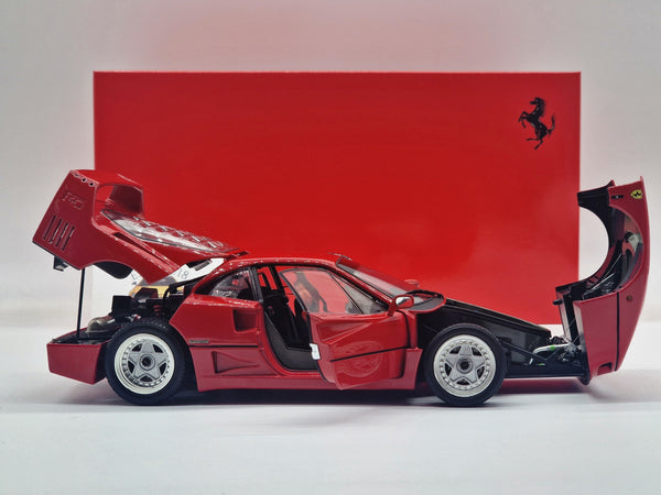 Ferrari F40 Red *Re-Release of the High-End-Model*