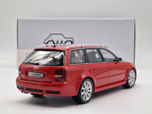 Lade das Bild in den Galerie-Viewer, Audi RS4 Avant B5 2000 Misano Red
