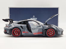 Lade das Bild in den Galerie-Viewer, Porsche 911 GT3 RS 2022 Artic Grey &amp; Pyro Red
