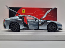 Lade das Bild in den Galerie-Viewer, Ferrari F12 TDF Grigio Titanio
