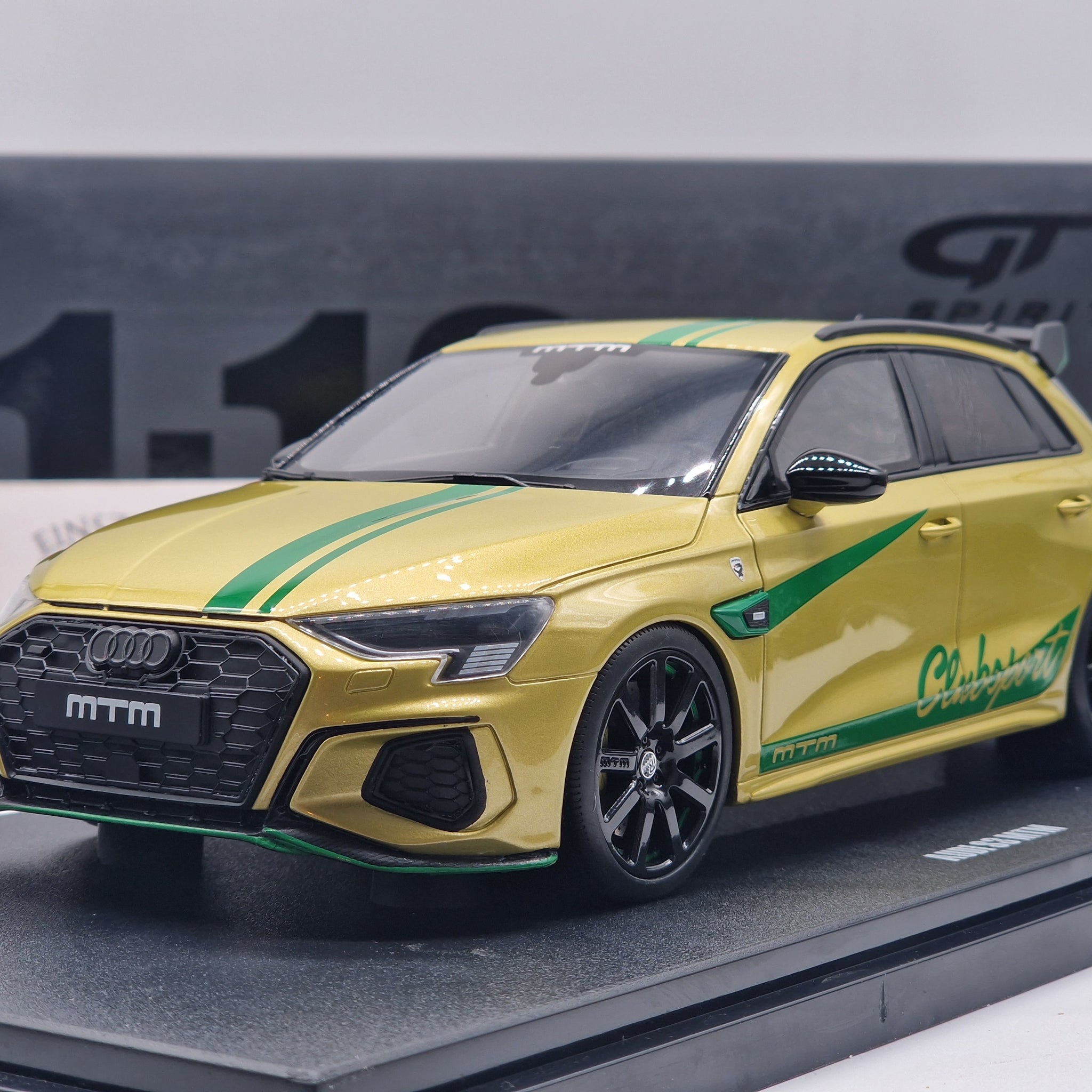 Audi S3 (8Y) Sportback - Voiture miniature de collection - GT SPIRIT Audi S3 (8Y) Sportback - Voiture miniature de collection - GT SPIRIT