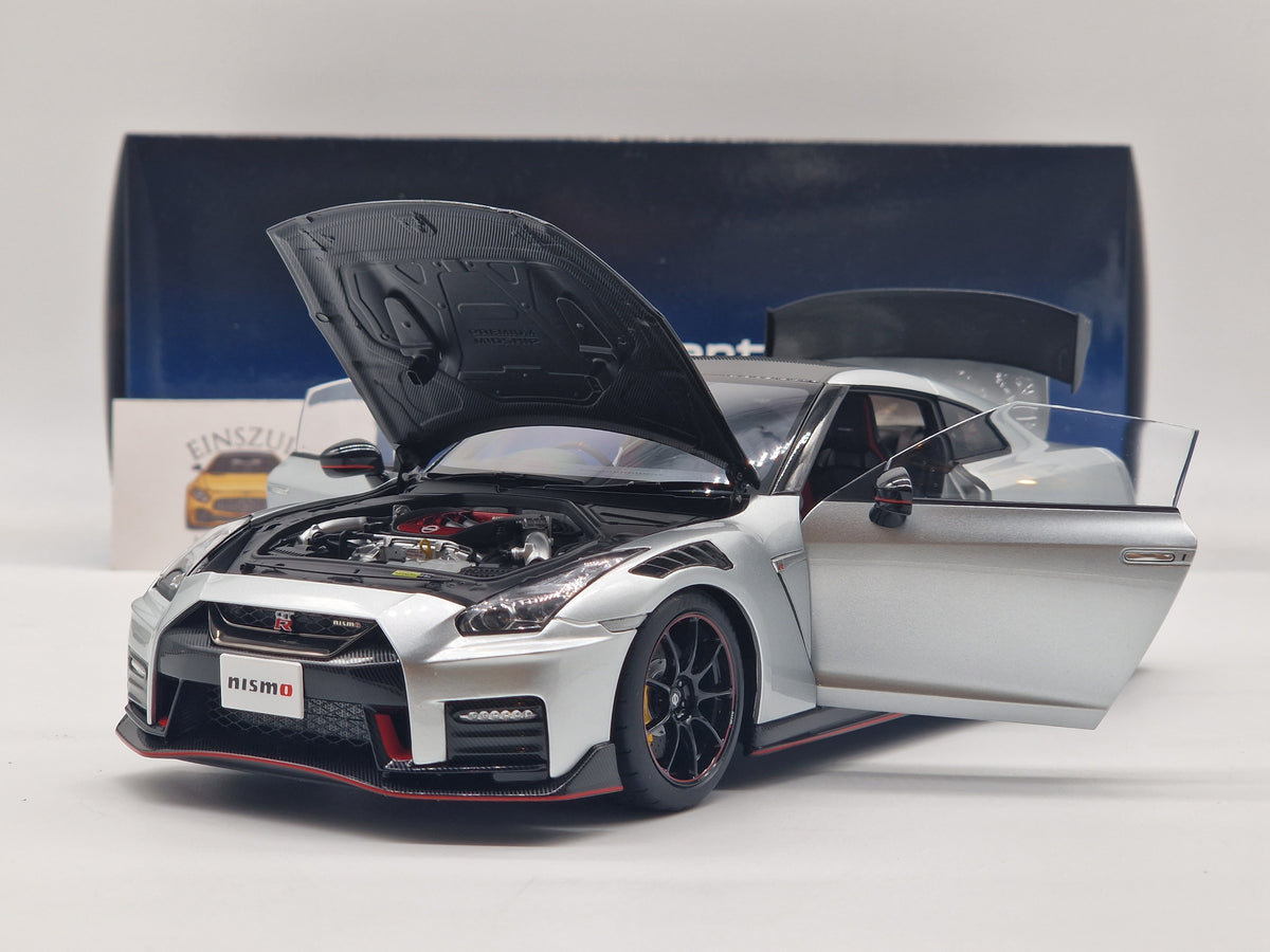 Nissan GT-R (R35) Nismo 2022 Special Edition Ultimate Metal Silver