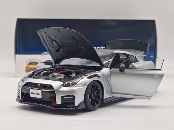 Nissan GT-R (R35) Nismo 2022 Special Edition Ultimate Metal Silver