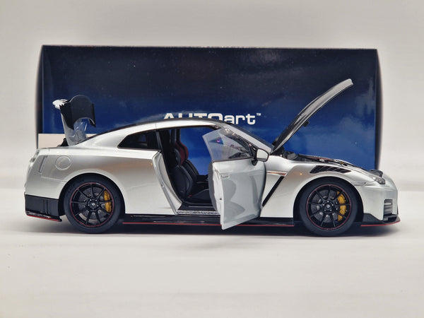 Nissan GT-R (R35) Nismo 2022 Special Edition Ultimate Metal Silver