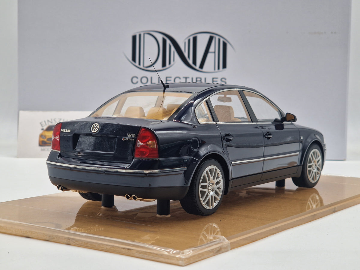 Volkswagen Passat W8 Limousine 2001 Indigo Blue