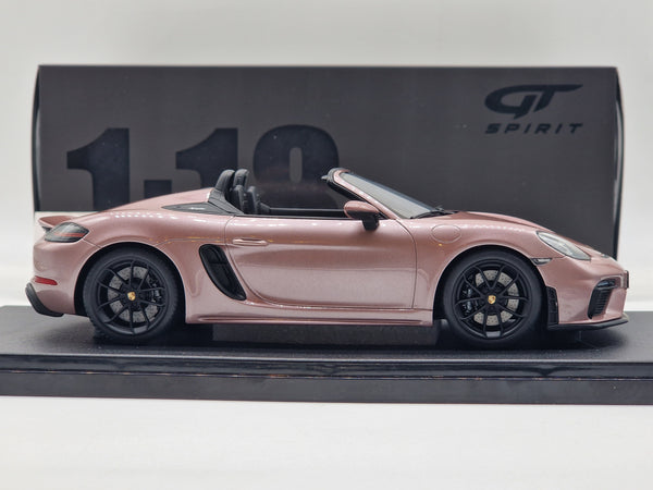 Porsche 718 Spyder Frozen Berry Metallic (Asia Exclusive)