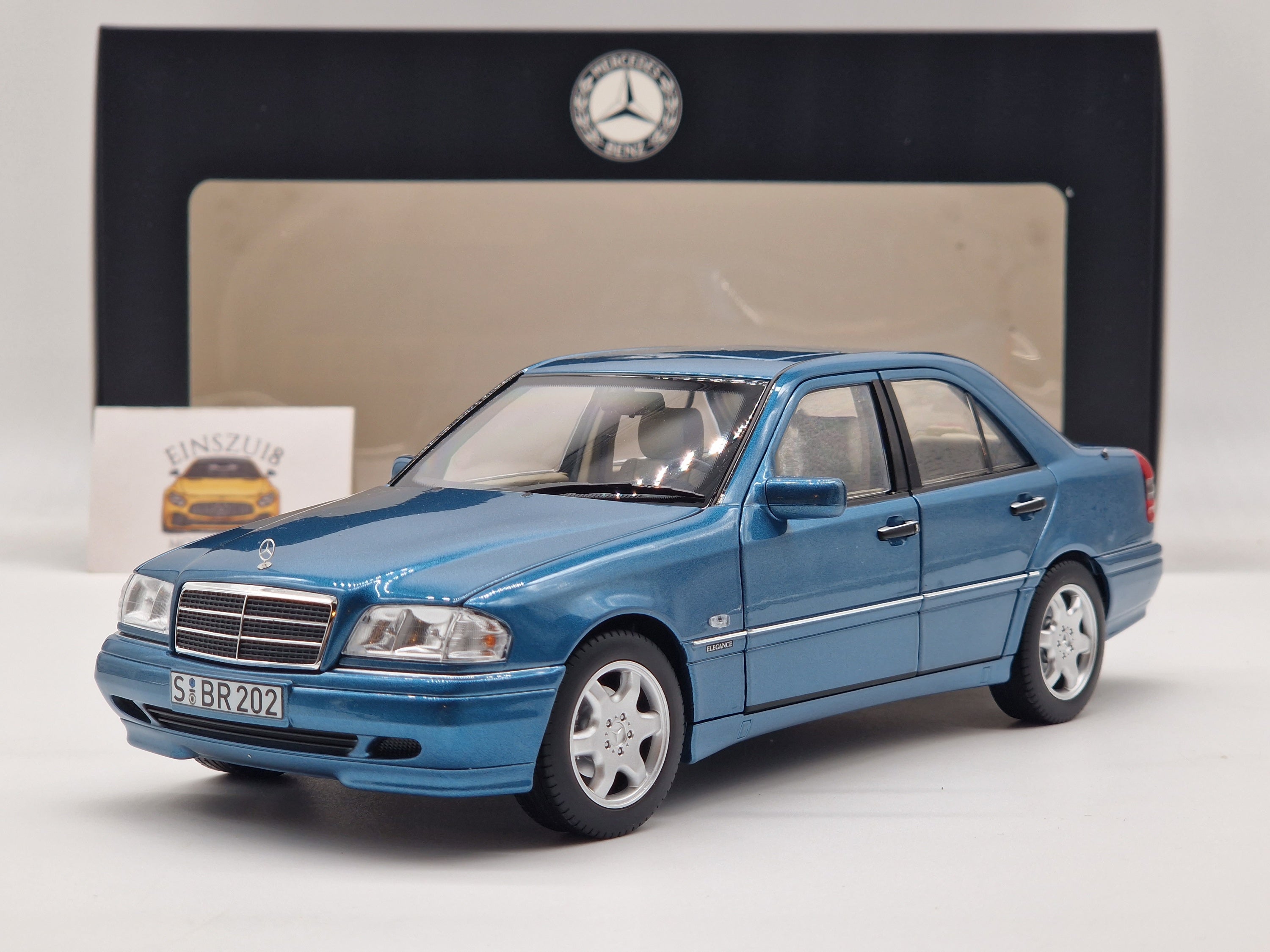 Mercedes-Benz C200 W202 Limousine 2001 Aquamarin Blue (Dealer Edition)