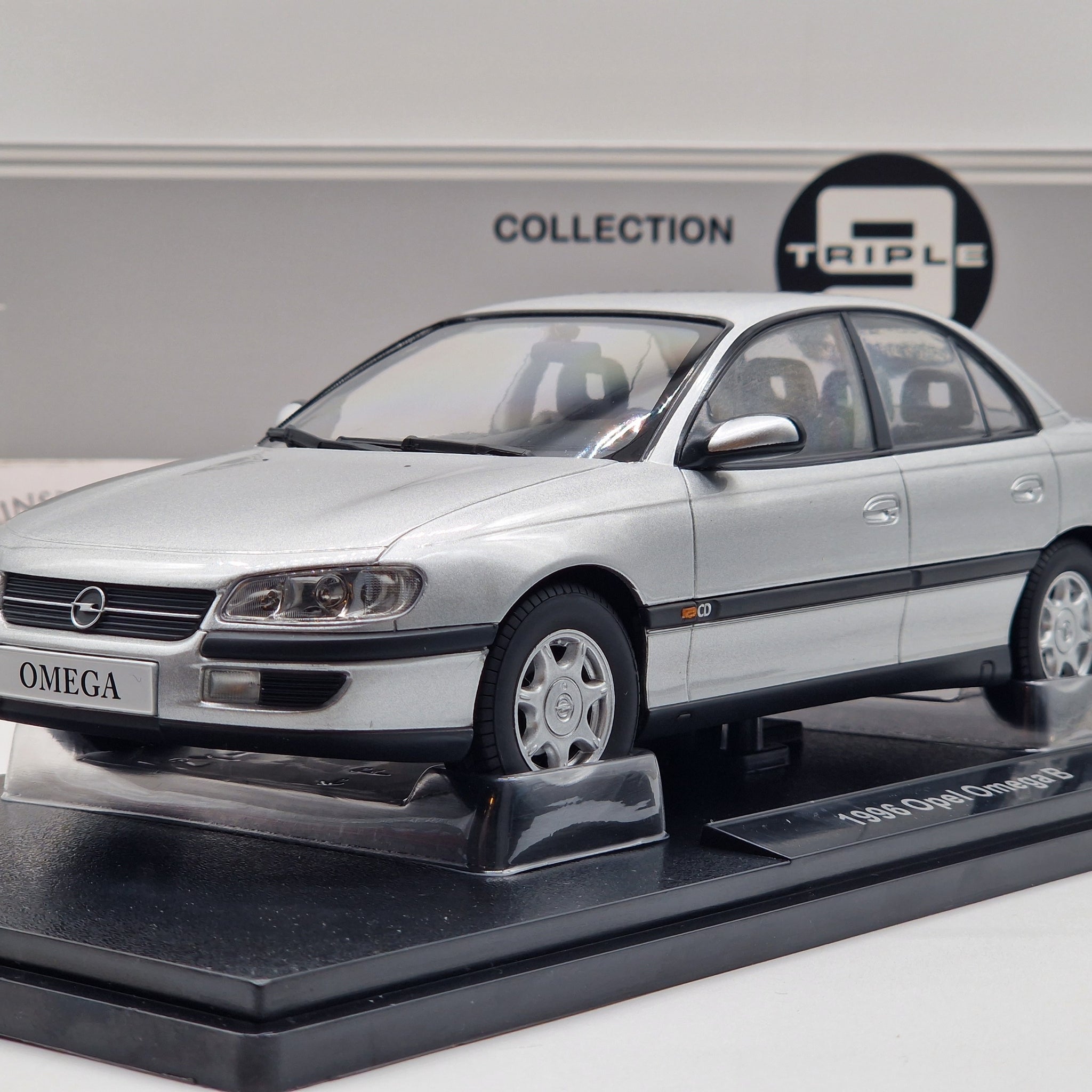 Opel Omega B 1996 Silver