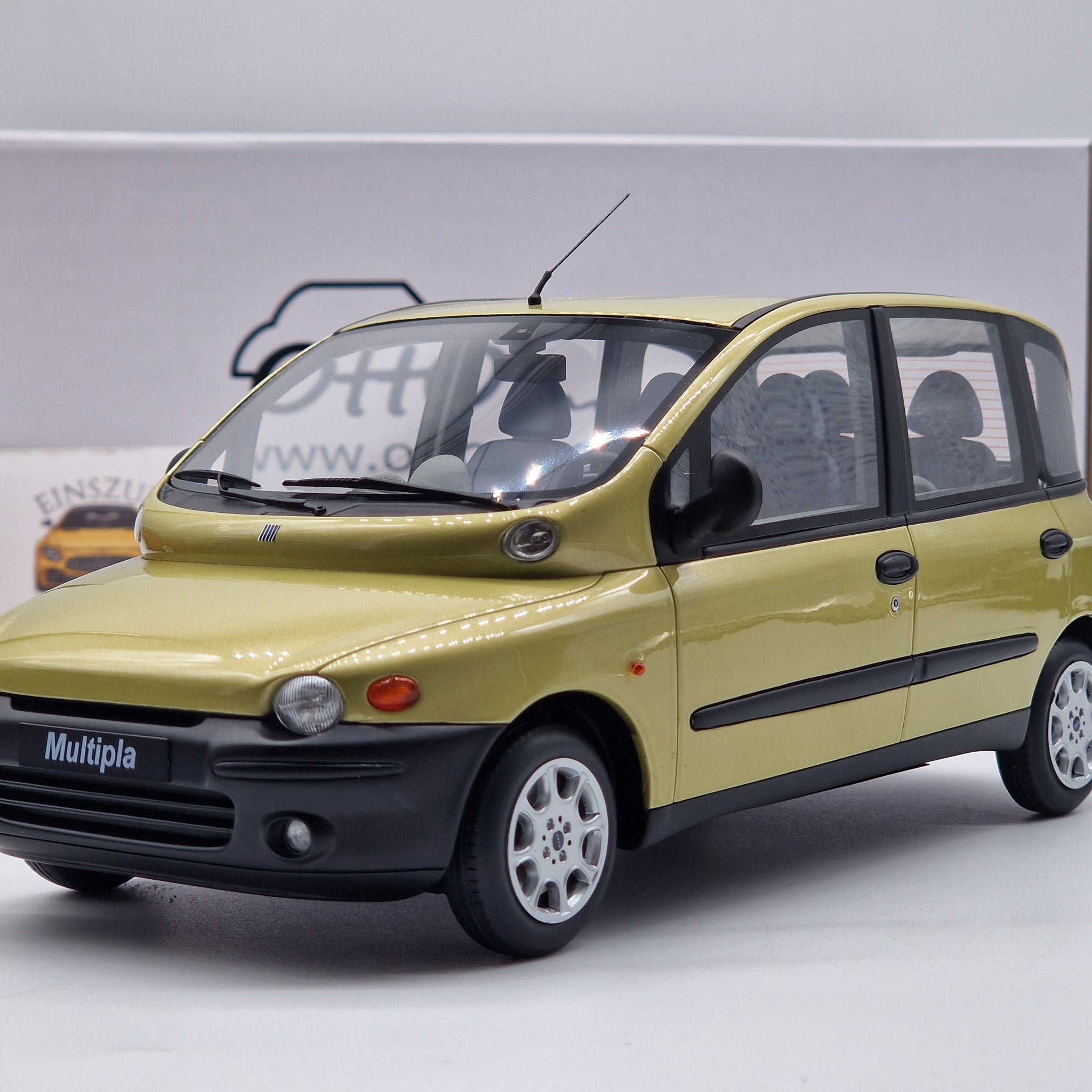 Fiat Multipla 2000 Giallo Chic 524/98