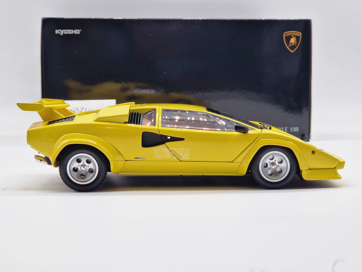 Lamborghini Countach LP5000 Quattrovalvole Yellow