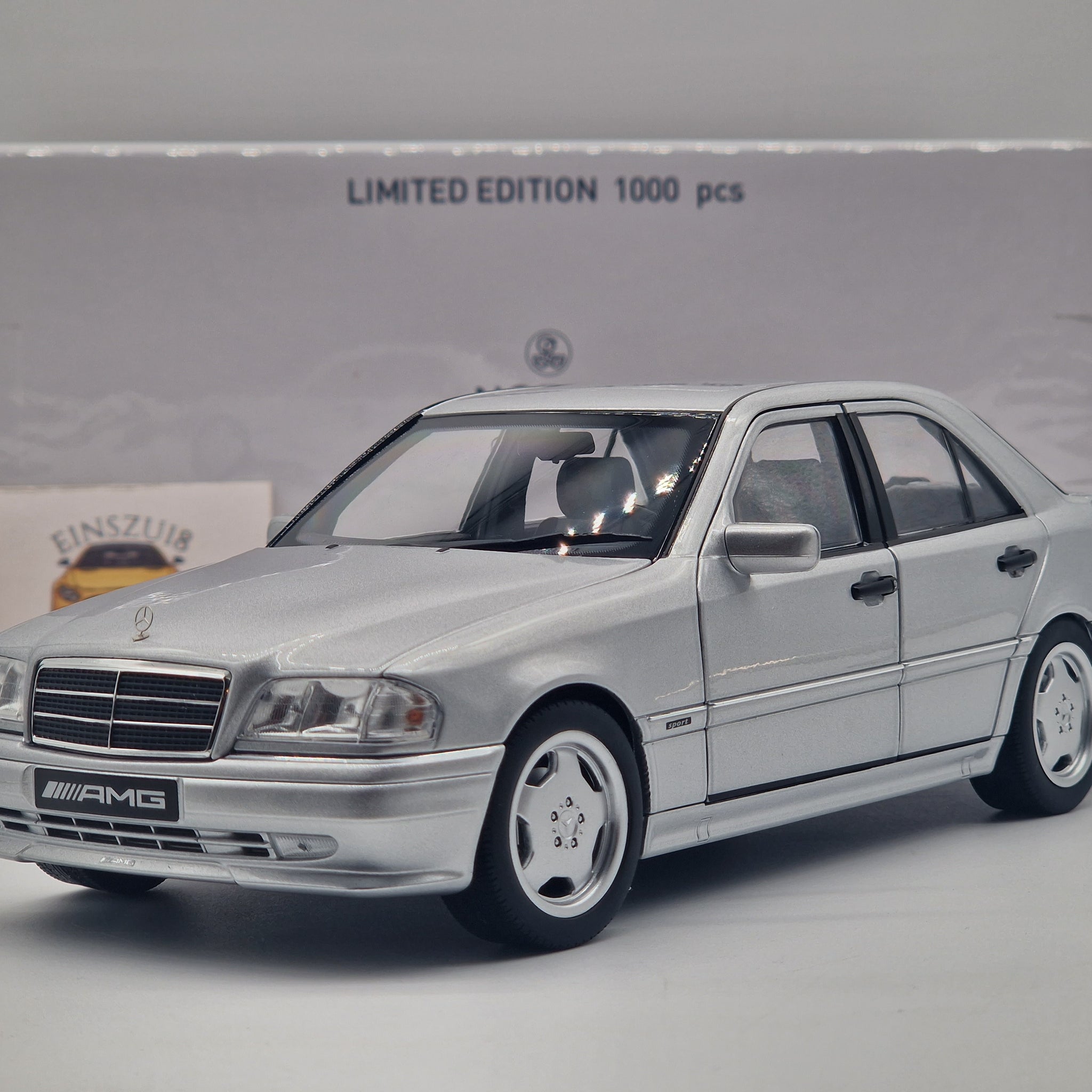 Mercedes-Benz C36 AMG W202 Limousine 1993 Silbermetallic