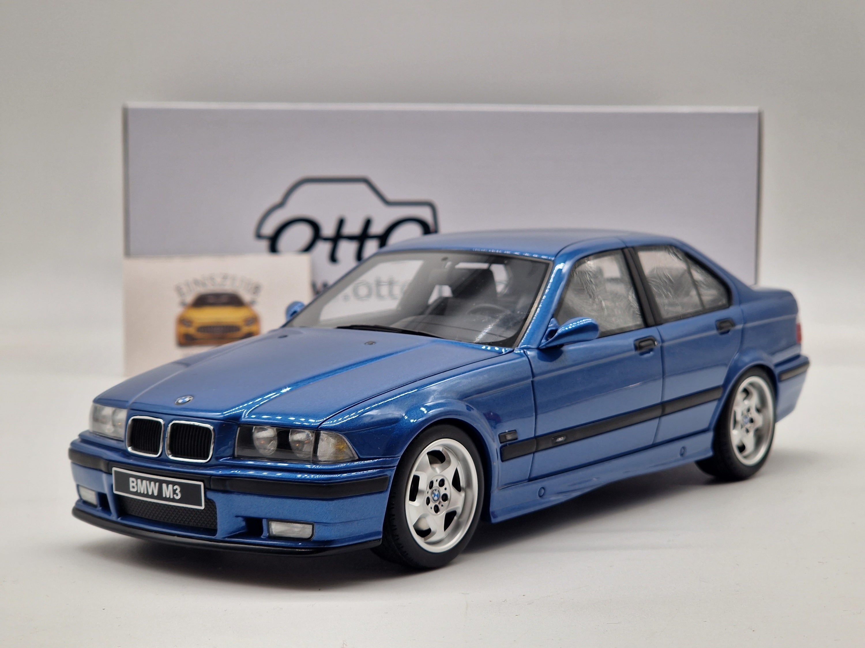 BMW E36 M3 Limousine 1995 Estoril Blue