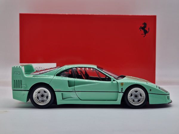 Ferrari F40 Mint Green *High-End-Model*