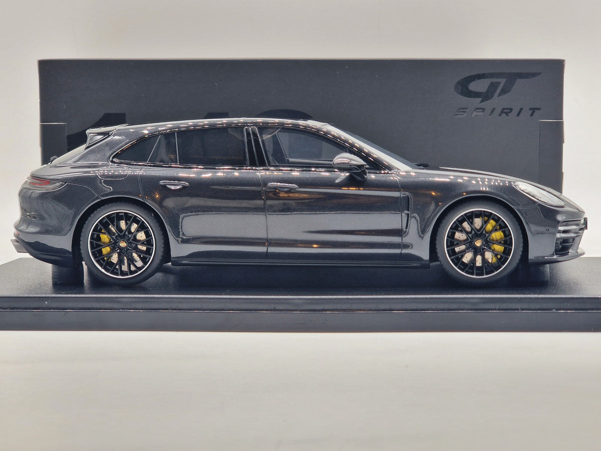Porsche Panamera Turbo S Sport Turismo Volcano Grey Metallic (Asia Exclusive)