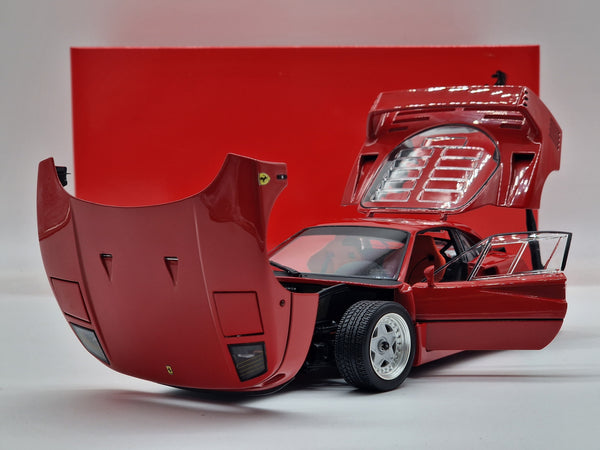 Ferrari F40 1987 Red / Lexan Windows *High-End-Model*