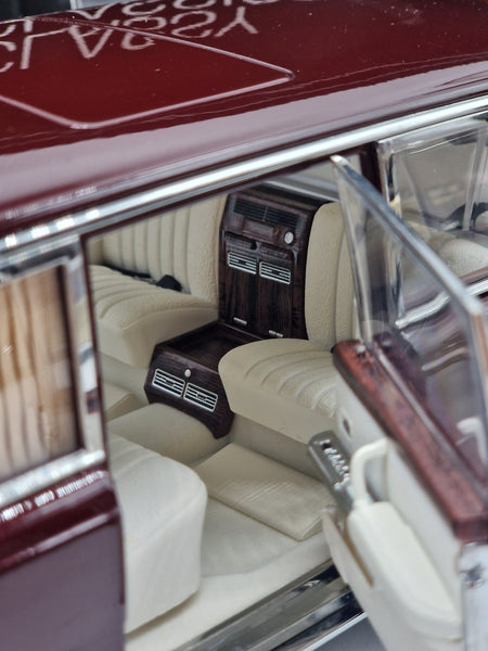Mercedes-Benz 600 Pullman Wine Red