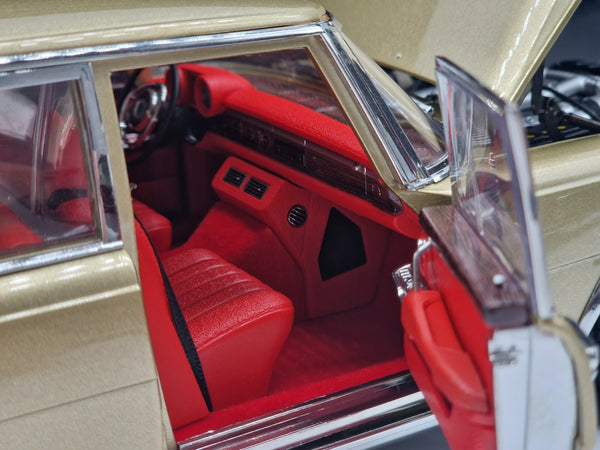 Mercedes-Benz 600 Pullman Champagne