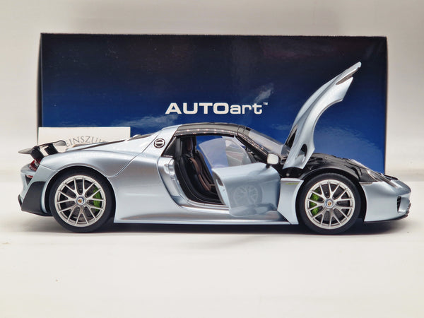 Porsche 918 Spyder Weissach Package 2013 Liquid Metal Chrome Blue