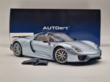 Porsche 918 Spyder Weissach Package 2013 Liquid Metal Chrome Blue