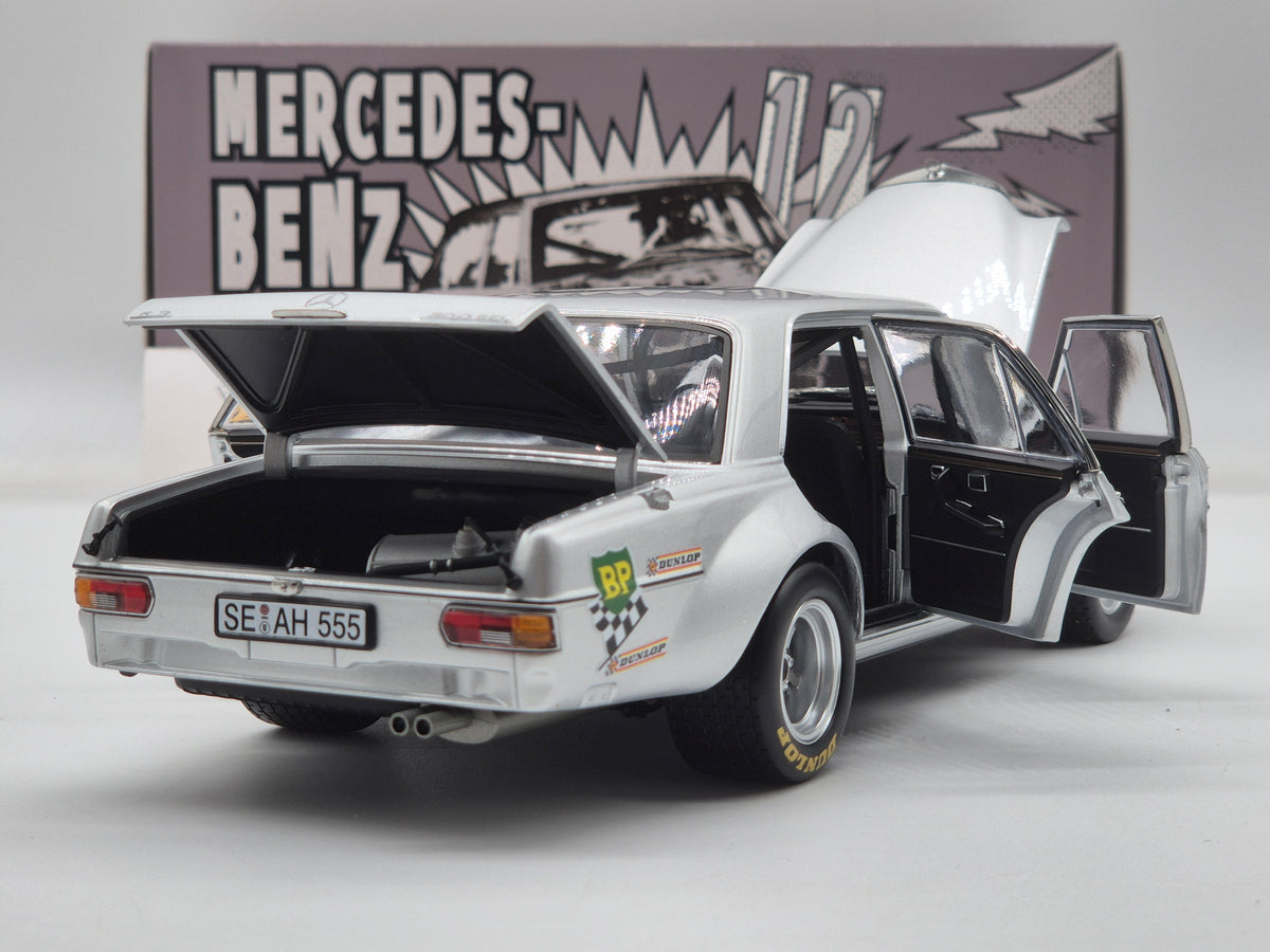Mercedes-Benz AMG 300SEL 6.8 1971 Silver (Asia Exclusive)