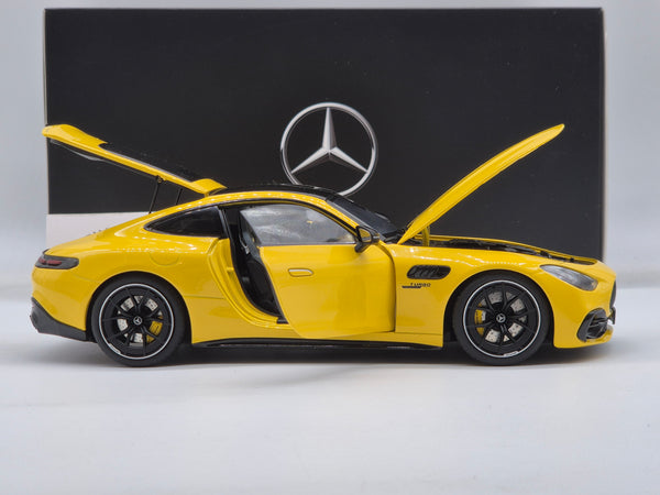 Mercedes-Benz AMG GT43 C192 2024 Sun Yellow Dealer Edition