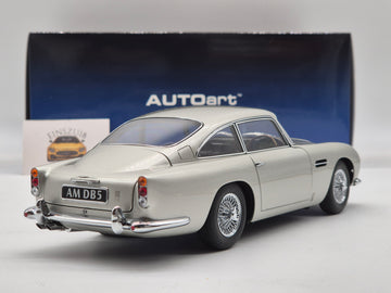 Aston Martin DB5 1964 Birch Silver