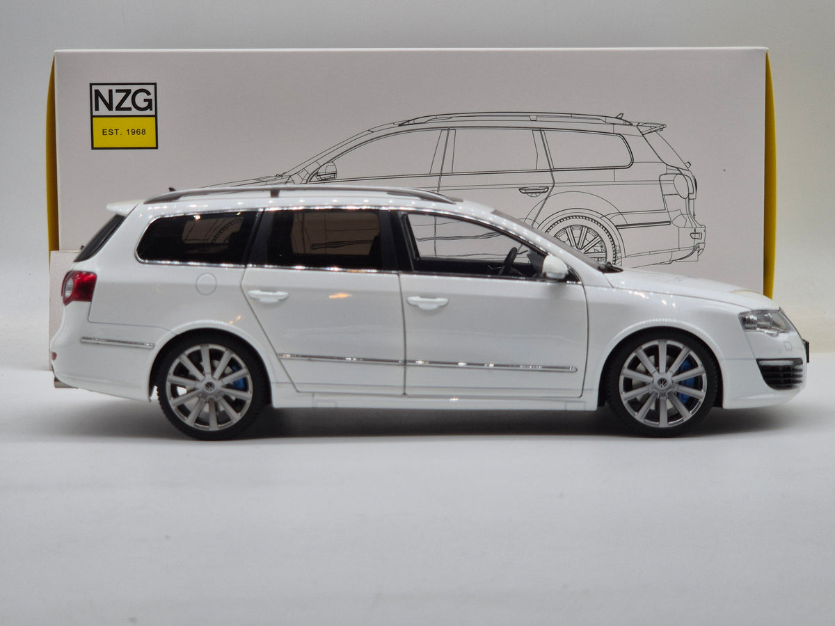 Volkswagen Passat R36 Kombi 2009 Candy White