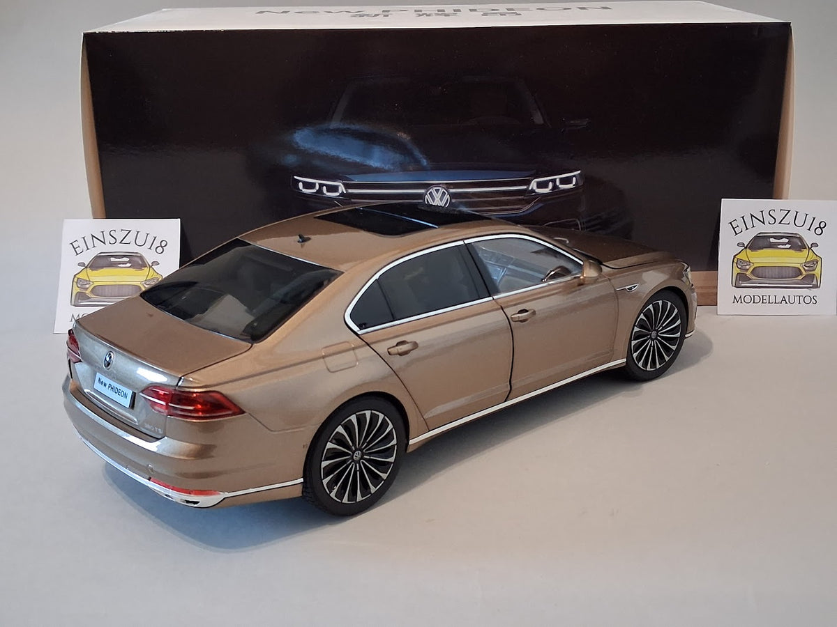 1:18 Volkswagen New Phideon 2 Gold Metallic