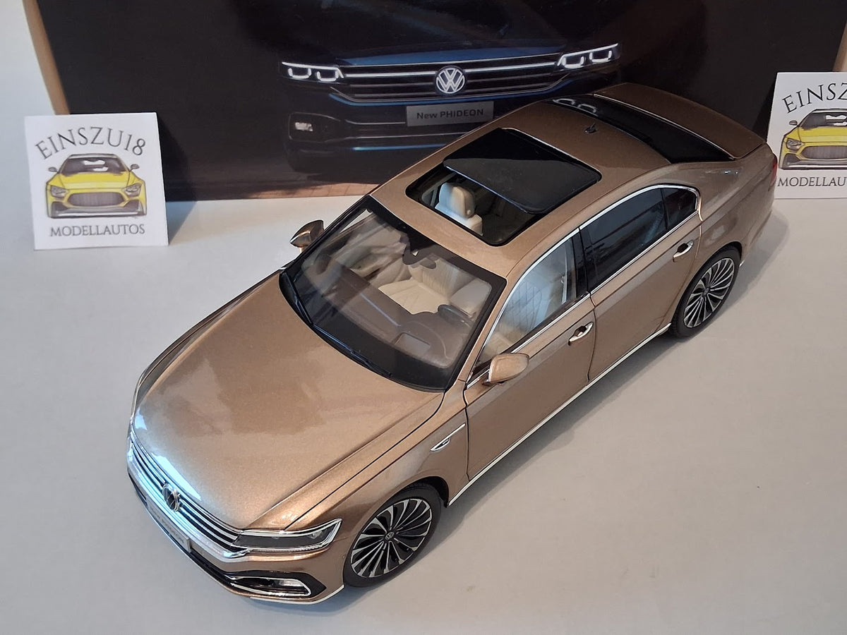 1:18 Volkswagen New Phideon 2 Gold Metallic