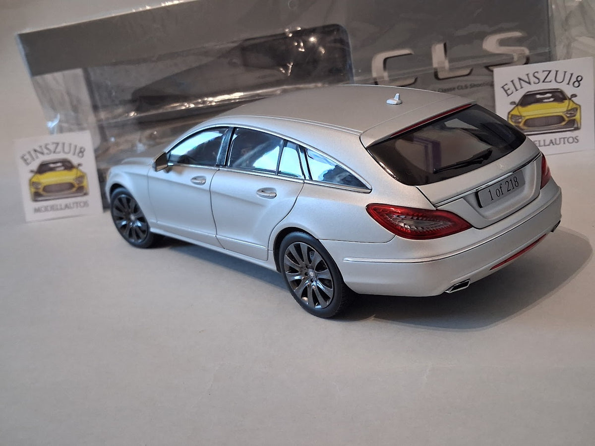 Mercedes-Benz CLS Shooting Brake X218 - Paris Auto Salon limited edition 1 of 218