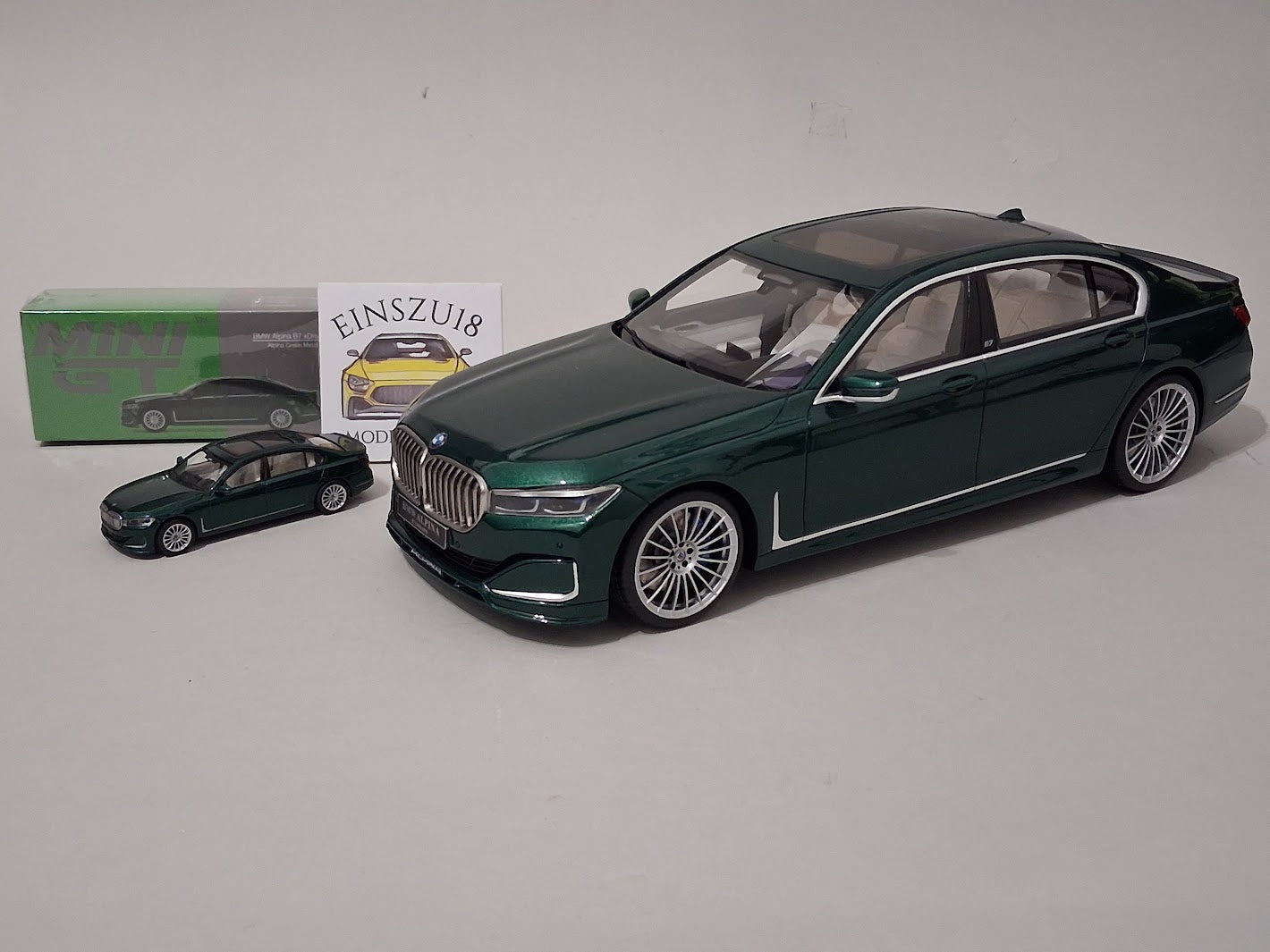 Set BMW Alpina B7 2022 Alpina Green 1:18 GT-Spirit & 1:64 MiniGT - 1 of 1