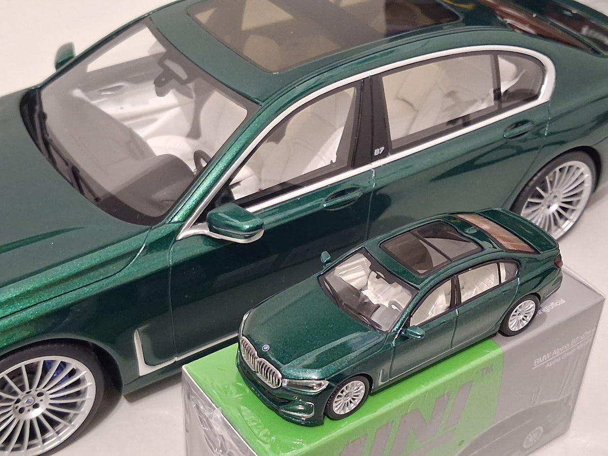 Set BMW Alpina B7 2022 Alpina Green 1:18 GT-Spirit & 1:64 MiniGT - 1 of 1