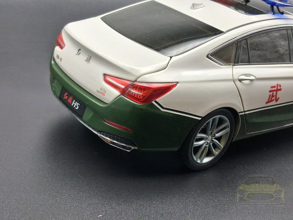 Hongqi Red Flag H5 Sedan Armed Police