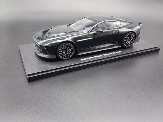 Aston Martin Victor Pentland Green 2021 - GT428