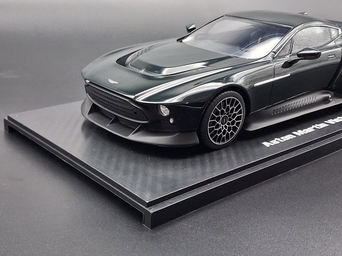 Aston Martin Victor Pentland Green 2021 - GT428