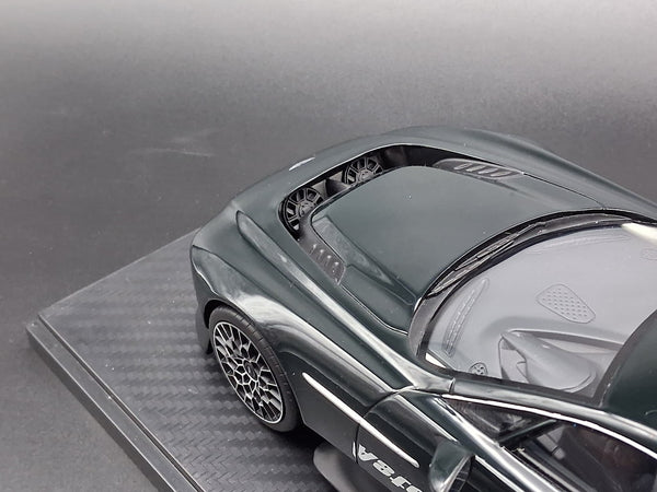Aston Martin Victor Pentland Green 2021 - GT428