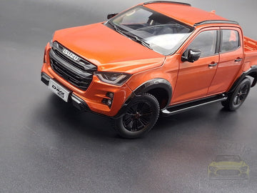 ISUZU D-Max Pick-up Truck (2023) Modellauto Orange Metallic