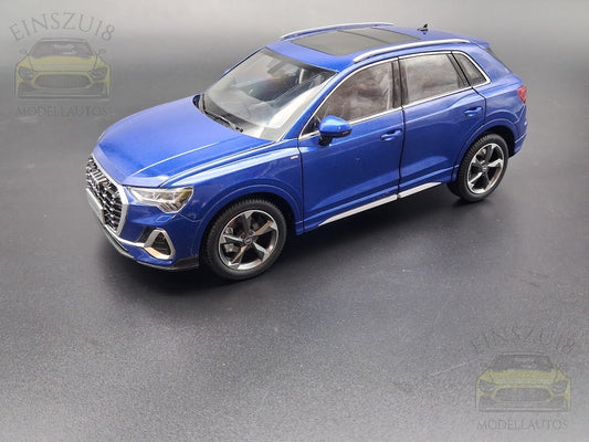 Audi Q3 45TFSI (China-Version) Blau Metallic
