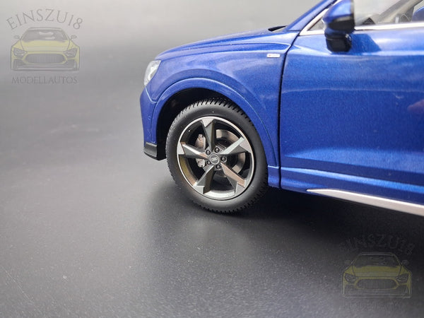 Audi Q3 45TFSI (China-Version) Blau Metallic