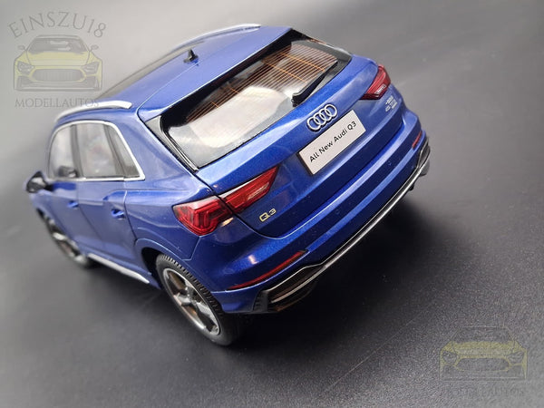 Audi Q3 45TFSI (China-Version) Blau Metallic