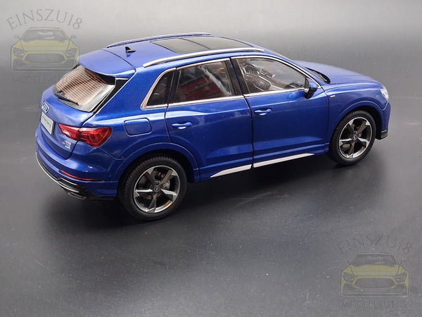 Audi Q3 45TFSI (China-Version) Blau Metallic